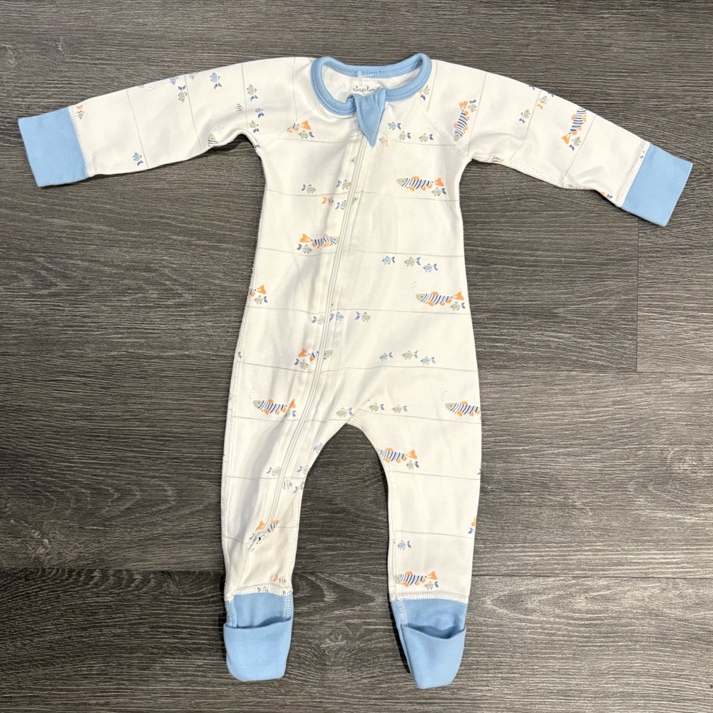 Sapling blue and white fish baby footie 2-way zipper sleeper 0-3 months NWOT